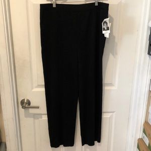 NWT Mistook black Slim DRESS Pant